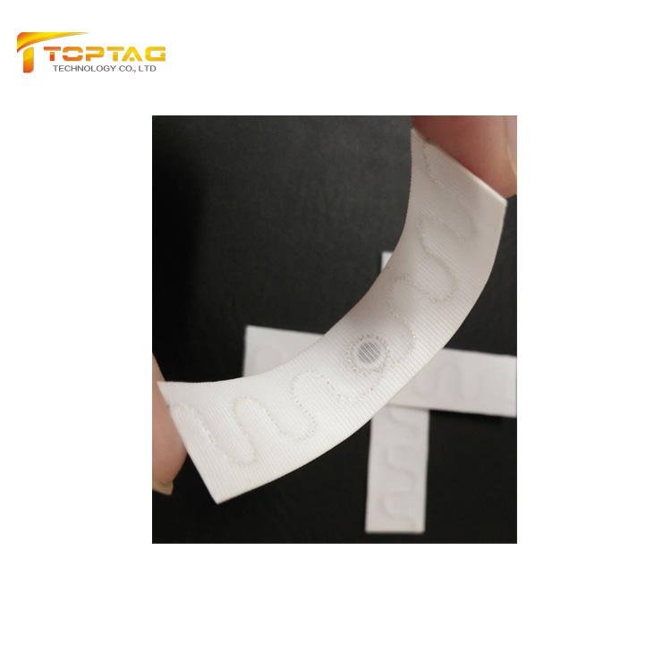 High Temperature Resistant Small rfid waterproof laundry tags for Textile Tracking